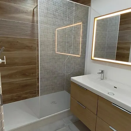 Apartment La Vague - & Commerces - 3 - Rdc 100m2 *