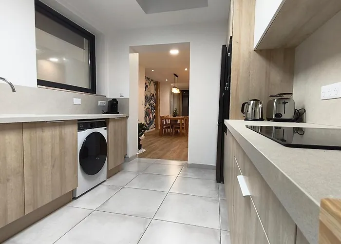 La Vague - & Commerces - 3 - Rdc 100m2 Lejlighed