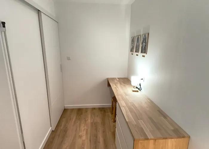 La Vague - & Commerces - 3 - Rdc 100m2 * Dunkirk
